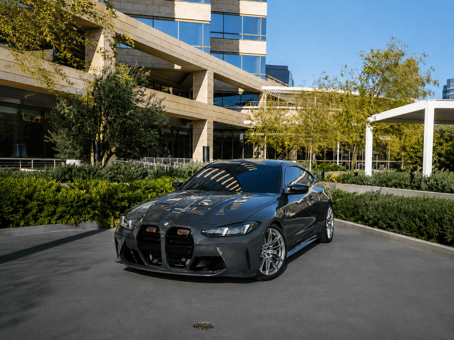 2025 BMW M4 Competition — photo 2