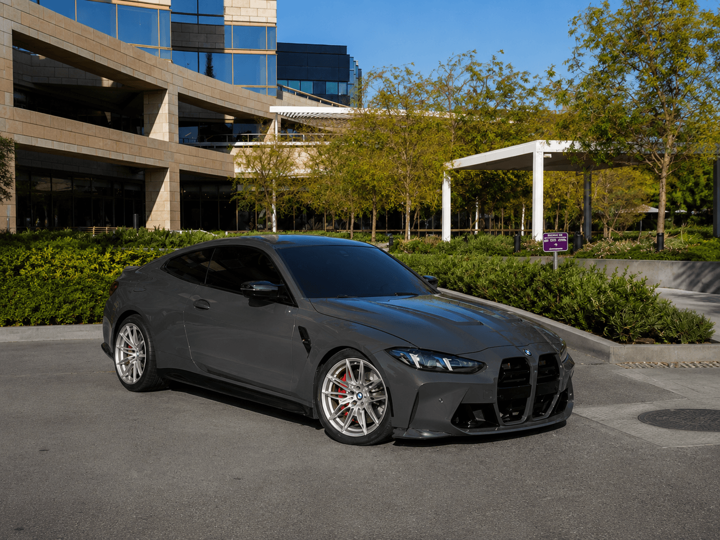 2025 BMW M4 Competition — photo 3