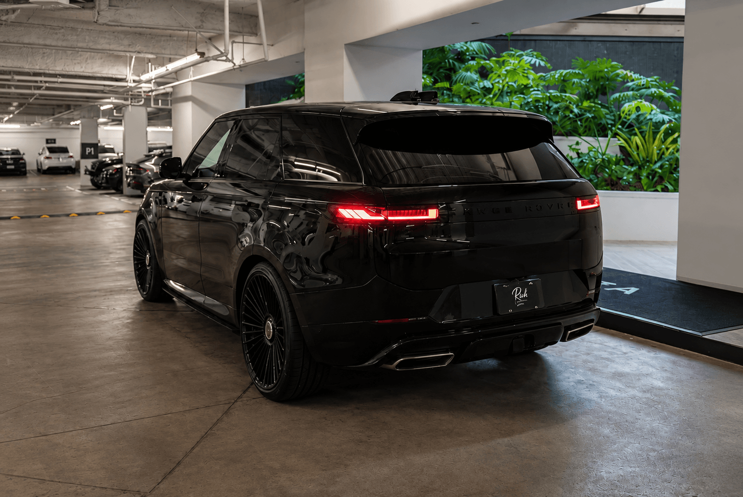 2025 Range Rover Sport — photo 8